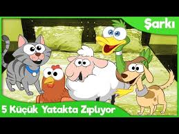 Bes Kucuk Maymun Ve Kedi Kopek Kuzu Ordek Yatakta Zipliyor Youtube