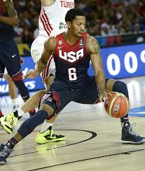 The deal will reunite rose with tom thibodeau, who coached rose in minnesota and chicago and now leads the knicks. Derrick Rose Traded To New York Knicks Knicks Fans Celebrate On Twitter Hollywood Life