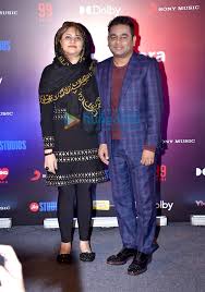 Once rahman also admitted saying that it is saira who keeps up with the trends in a relationship. Photos A R Rahman And Others Snapped At 99 Songs Trailer Launch Saira Banu A R Rahman Images Bollywood Hungama