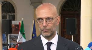 Italia nuk mendon si Holanda për 'vizat'. Ambasadori: 'Masë e  pajustifikuar'.