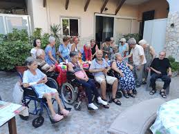La nostra struttura è caratterizzata da un ambiente sereno e disteso, dove la prima regola è il rispetto della dignità umana. Casa Di Riposo Villa Irene Home Facebook