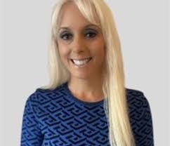 Nancy Puetz's Instagram, Twitter & Facebook