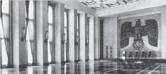 Das gebäude wurde 1935 zur zeit des nationalsozialismus als sitz des reichsluftfahrtministeriums errichtet. Bundesfinanzministerium Die Geschichte Des Detlev Rohwedder Hauses