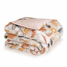 Per questo 2018 non ti pentirai di aver comprato questo prodotto, che rientra tra i migliori piumini matrimoniali moderni che ci sono in commercio. Bassetti Trapunta Invernale Piumone Matrimoniale Dots Flower Y1 Eur 133 90 Picclick It