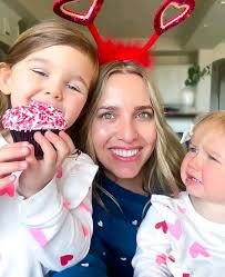 Who would love to meet with me 🥰🥰❤️