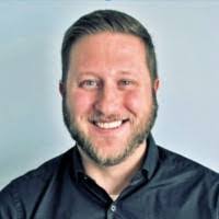 Amanda Bourgault's Instagram, Twitter & Facebook