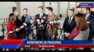 Ministra zdrowia adama niedzielskiego odbyła się na stadionie narodowym w warszawie. Patryk Jaki Konferencja Prasowa Facebook