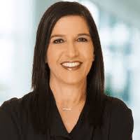 Anne Beesley's Instagram, Twitter & Facebook