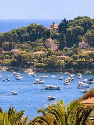 Vacanze, mare, sole, sport, divertimenti, paesaggi incantevoli, vegetazione rigogliosa, pittoreschi villaggi di pescatori ed eleganti località balneari. Affitti Costa Azzurra Per Vacanze Con Iha Privati
