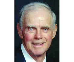 Loretta Clevenger's Instagram, Twitter & Facebook