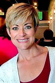 Alison Santoro's Instagram, Twitter & Facebook