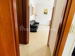 Vendita Villa a schiera in via Giovanni Boccaccio 73 Anzio. Buono stato,  posto auto, con terrazza, riscaldamento autonomo, 143 m², rif. 104343353