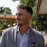 Edward Scheffler's Instagram, Twitter & Facebook