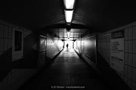 Chercher La Lumiere Une Autre Idee De Legende Vitryphoto Paysageurbain Igersvaldemarne Igersvitry Vitrysurseine Monvaldemarne V Instagram Alley Road