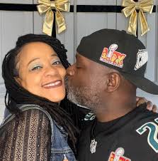 I adore @lisamccune_ and remember how she first came into my life over 30  years ago!! Oh we cover a lot in our conversation; including Maggie Doyle's  lasting legacy, the freedom she's