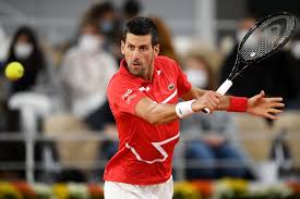 Dokazaću da imam 101 za osmeh kao pravi borac. Am Kopf Novak Djokovic Trifft Wieder Einen Linienrichter Promiflash De