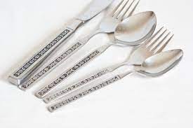 Maybe you would like to learn more about one of these? Vintage Oneida Profile Phoenix Stainless Steel Silverware Set Service For 6 Daisy Flower Print Stainless Steel Flatware 29 Pieces Stainless Steel Silverware Oneida Silverware Set