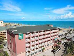 The clean and modern décor will. Quality Inn Suites Beachfront 72 9 9 Updated 2021 Prices Hotel Reviews Galveston Tx Tripadvisor