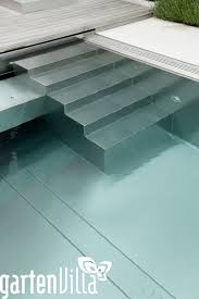 Treppe In Den Pool Ein Becken Aus Edelstahl Pool Brunnen Pool Swimming Pool