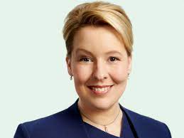 Es ist wirklich unglaublich was die spd, die moralwächter deutschlands hier für ein theaterstück aufführen. Franziska Giffey Spd Berlin