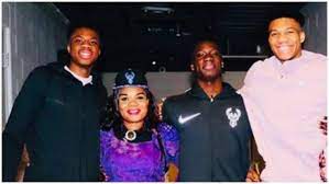 Giannis sina ugo antetokounmpo (greek: Giannis Antetokounmpo S Family 5 Fast Facts You Need To Know Heavy Com