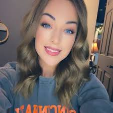 Tashawna Elizabeth Cloyd"