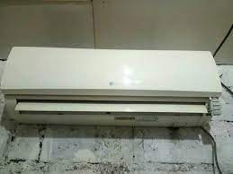 Karena penyebab ac mobil hanya keluar angin bisa jadi karena kondensor yang kotor. Penyebab Ac Tidak Dingin Hanya Keluar Angin