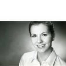 Isabelle Fischer's Instagram, Twitter & Facebook