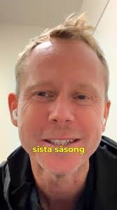 Robert Ohlsson's Instagram, Twitter & Facebook