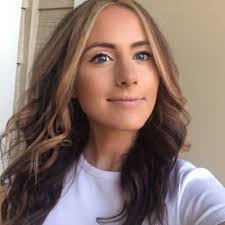 Heidi Mader's Instagram, Twitter & Facebook