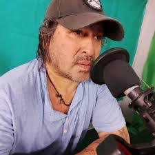 Daniel Pepe's Instagram, Twitter & Facebook