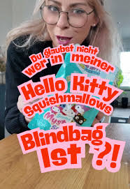 Hello Kitty Squishmallow Müller