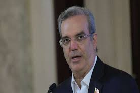 Abinader convoca al Palacio Nacional a funcionarios y a organismos de  emergencia