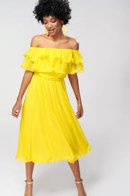 2019 Yazlik Sari Elbise Modelleri Midi Straplez Dusuk Kol Yakasi Firfir Detayli Sari Elbise Elbise Modelleri Ve The Dress