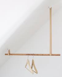 Un Dressing Penderie Diy Sous Vos Combles En 2020 Avec Images Amenagement Placard Chambre Amenagement Penderie Diy Penderie