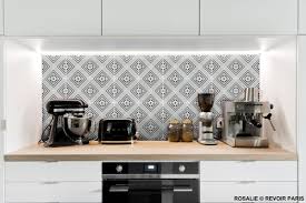 Epingle Par Gert Van Den Cruijce Sur Revoir Paris Tiles Collection La Madeleine Petite Cuisine Cuisine Gris Idees Dosseret Cuisine