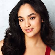 Katherine Knable's Instagram, Twitter & Facebook