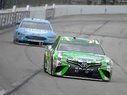 Kevin harvick races to 3rd straight nascar cup victory. Kyle Busch Kevin Harvick Prove To Be A Powerful Combo Accesswdun Com