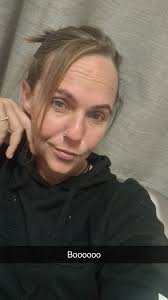 Hey guys names Tegan single mumma to 4 little rugrats here a picture of me  and a pic of me and my bestfriend we enjoy going