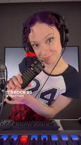 Maria Palmer (@mariapalmerradio) • Instagram photos and videos