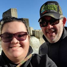 How to fix an impacted pellet auger