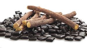 Il liquore alla liquirizia è estremamente facile da preparare in quanto richiede poco tempo, pochi passaggi ed ingredienti. Liquore Alla Liquirizia Fatto In Casa Idee Green