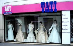 Mariage guide shopping robe tati robe selexis ivoir choco. Robes De Mariee Tati Mariage 2010 A L Affut Des Tendances