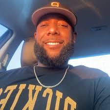 Kelsey Dabney's Instagram, Twitter & Facebook