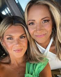 Elaine Remillard's Instagram, Twitter & Facebook