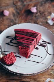 A Vous De Choisir Pour Le Gateau Du Chocolat De La Betterave Ou Des Fruits Vegan Sans Gluten Gateau A La Betterave Gateaux Et Desserts Betterave