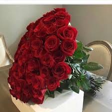 هذه اجمل 22 صورة لورد مع بنات رومانسية جداً وجميلة جداً قومي بإختيار بنات حاملين ورد أو بنات ماسكين. Ø®Ù„ÙÙŠØ§Øª ÙŠØ¯ Ù…Ø§Ø³ÙƒÙ‡ ÙˆØ±Ø¯