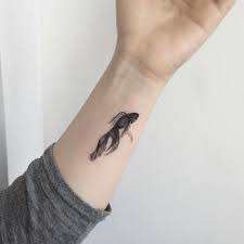 Tattoos tatto lizard wrist tattoos lizard tattoo shoulder tattoos tattoo designs monkey tropical tattoo military tattoos tattoos tattoos for guys mystical tattoos lizard tattoo body art. íƒ€íˆ¬ì´ìŠ¤íŠ¸ ê½ƒ On Instagram Tattoo Tattoos Tattooing Tattoowork Tattooart Fishtattoo Blackwork Armtattoo Tattooart Tattooartis Goldfish Tattoo Tattoos Girl Tattoos