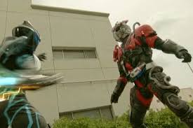 ヒーロー 仮面ライダードライブ やられ ピンチ 敗北 マスク割れ 破壊 ご当地ヒーロー 特撮ヒーロー ヒーロー