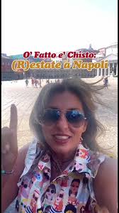 Napoli Piazza Plebiscito Liam